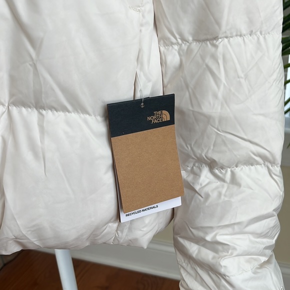 North Face New Dealio Short Down Jacket - Picture 5 of 8